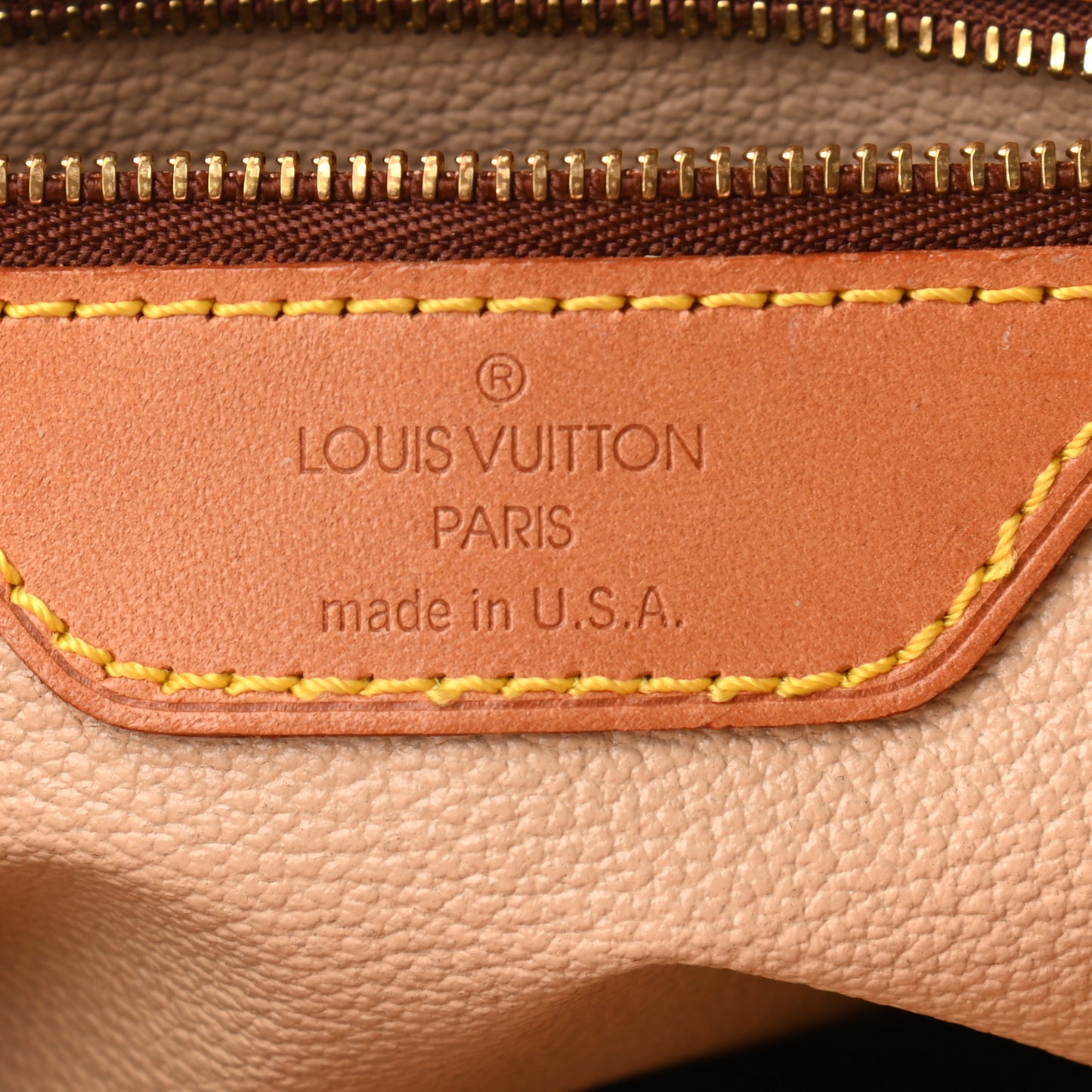 Monogram Petit Bucket 23
