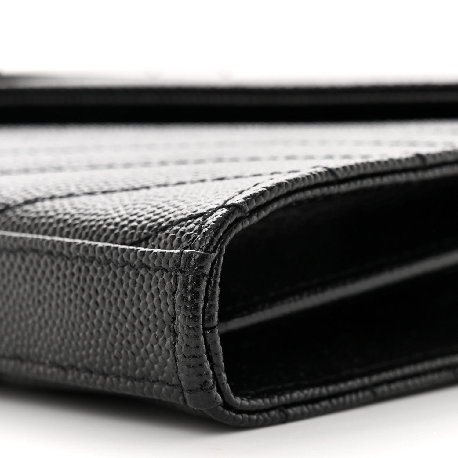 Saint Laurent Grain De Poudre Matelasse Chevron Monogram Monochrome Chain Wallet Black 11 of 11