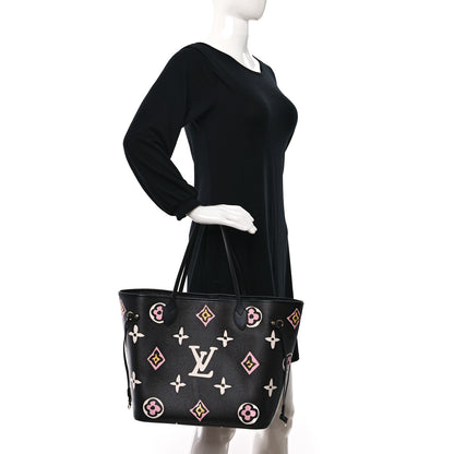 Louis Vuitton Monogram Giant Wild At Heart Neverfull MM Black 3 of 10