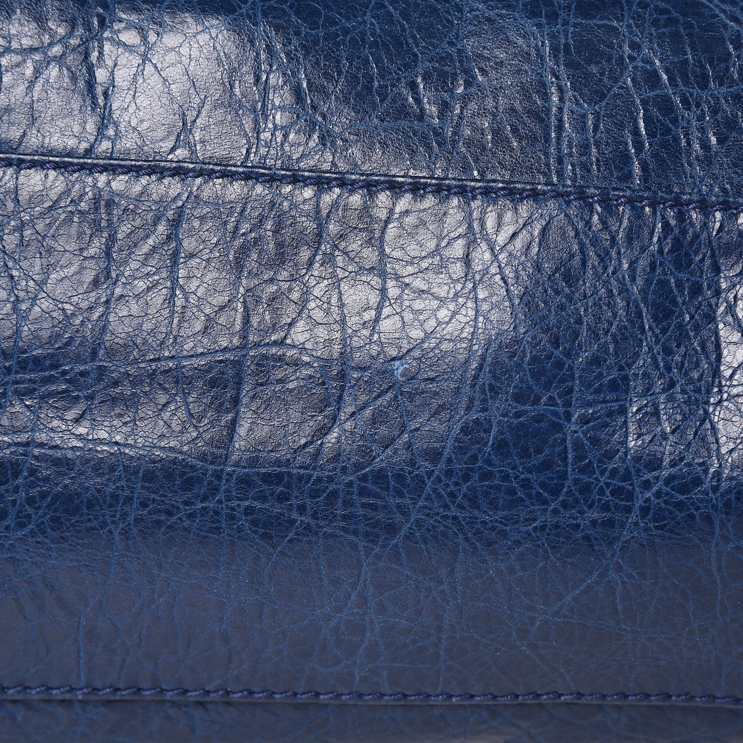 Agneau Giant 12 Gold Hardware City Bleu Mineral