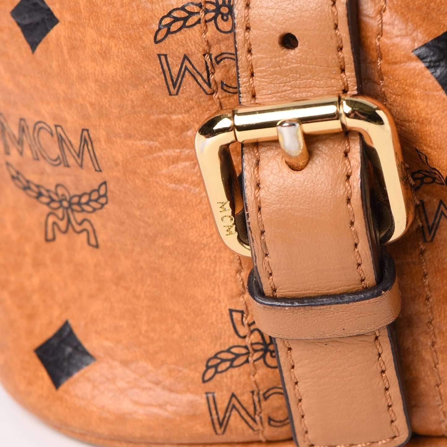 Visetos Medium Essentials Shopper Tote Cognac