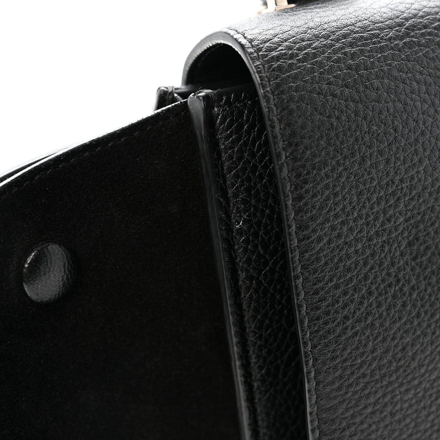 Drummed Calfskin Suede Medium Trapeze Black