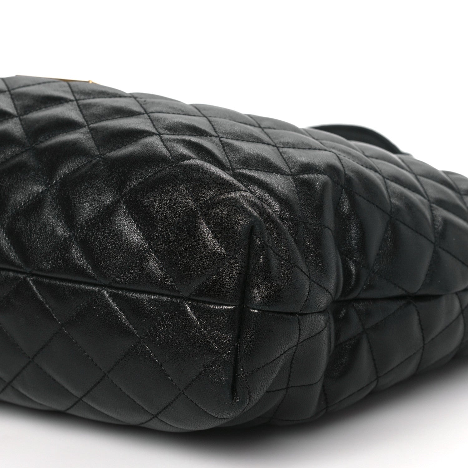 Saint Laurent Lambskin Quilted Maxi Icare Shopping Tote Black 9 of 9