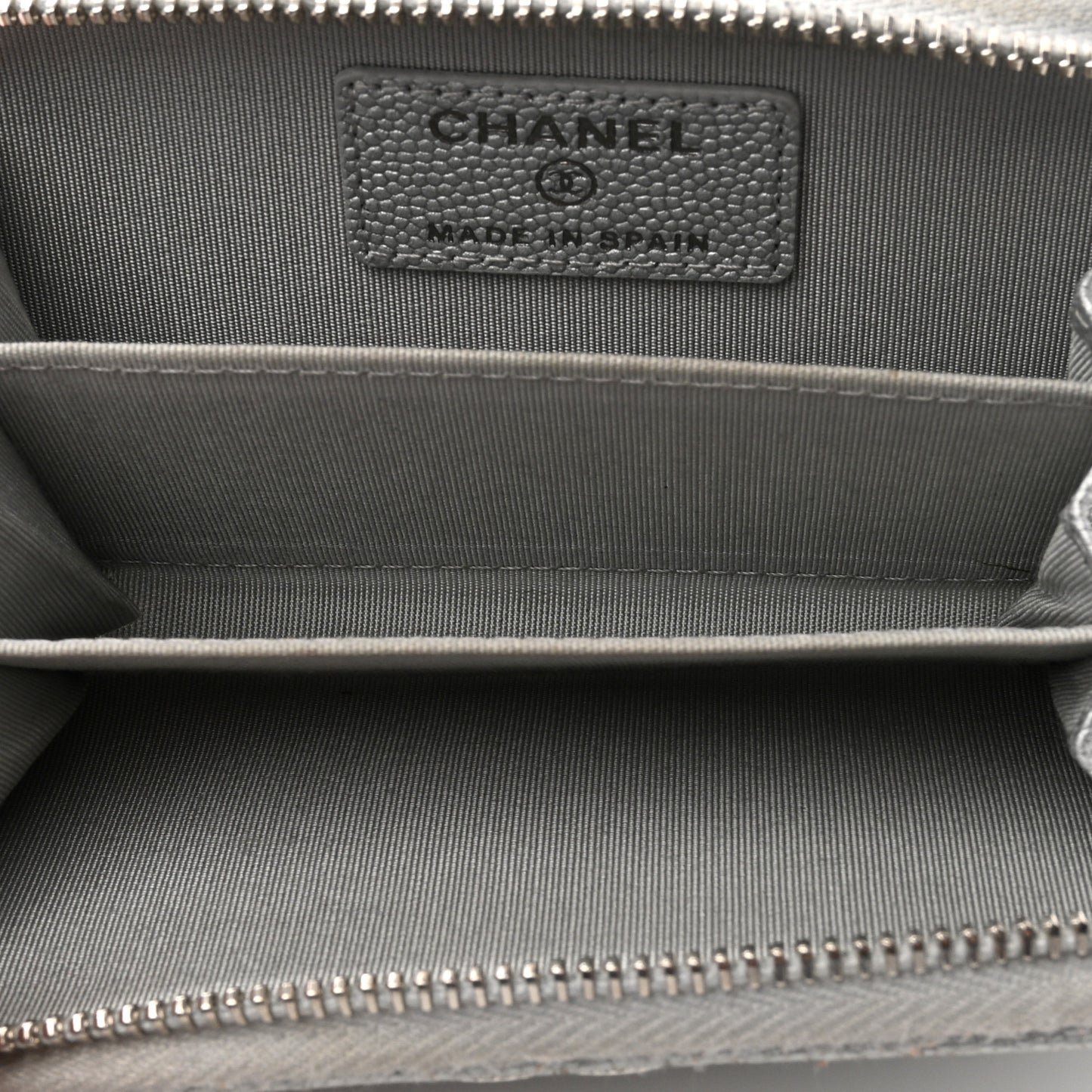 Metallic Caviar Chevron Quilted Vintage Mademoiselle Zip Coin Purse Silver