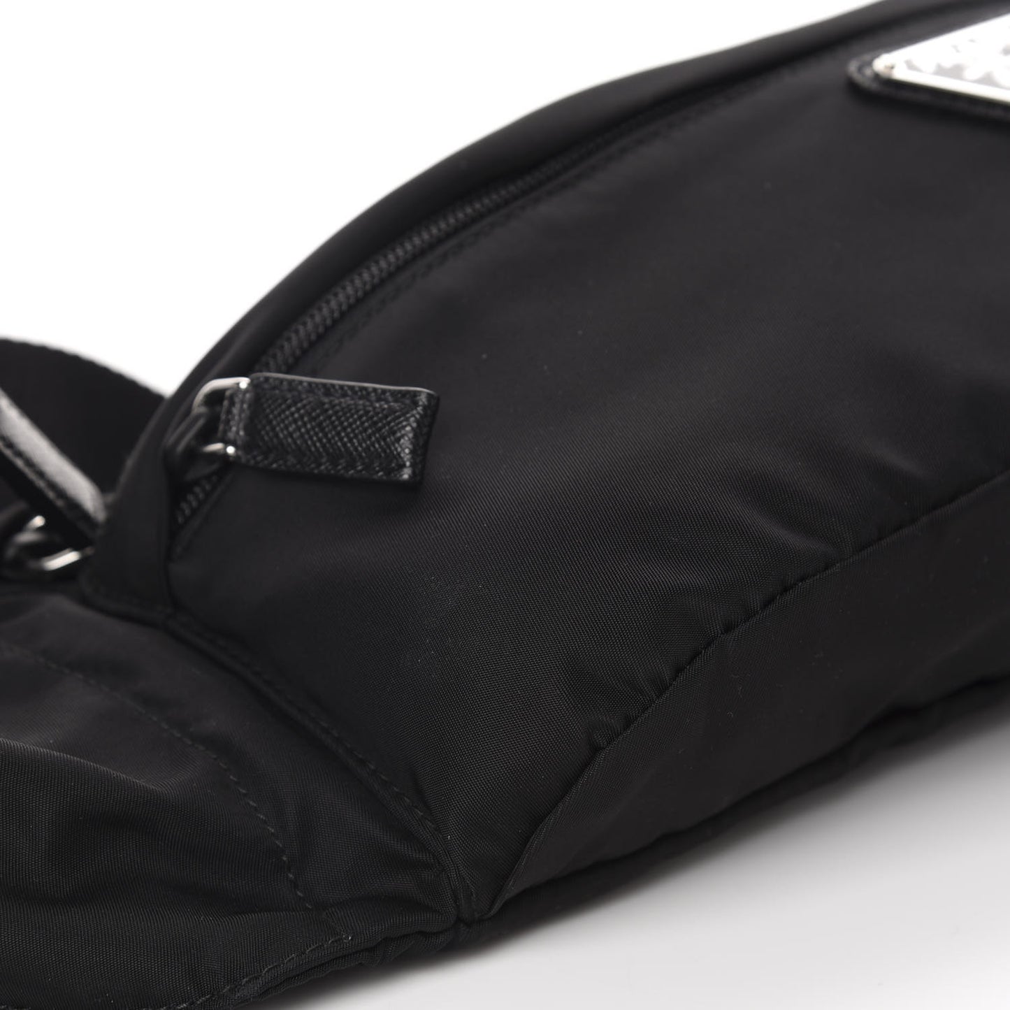 Tessuto Nylon Montagna Belt Bag Black