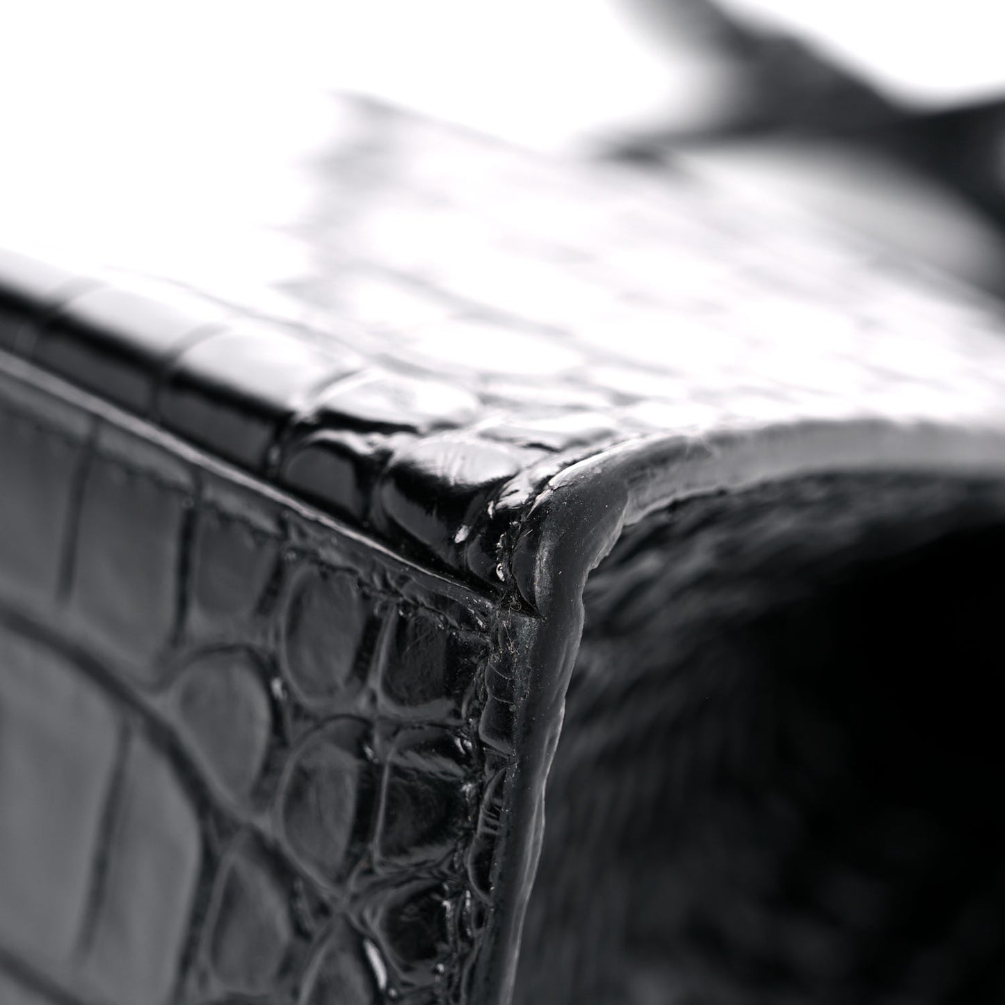 Shiny Calfskin Monochrome Crocodile Embossed Small Hourglass Top Handle Bag Black