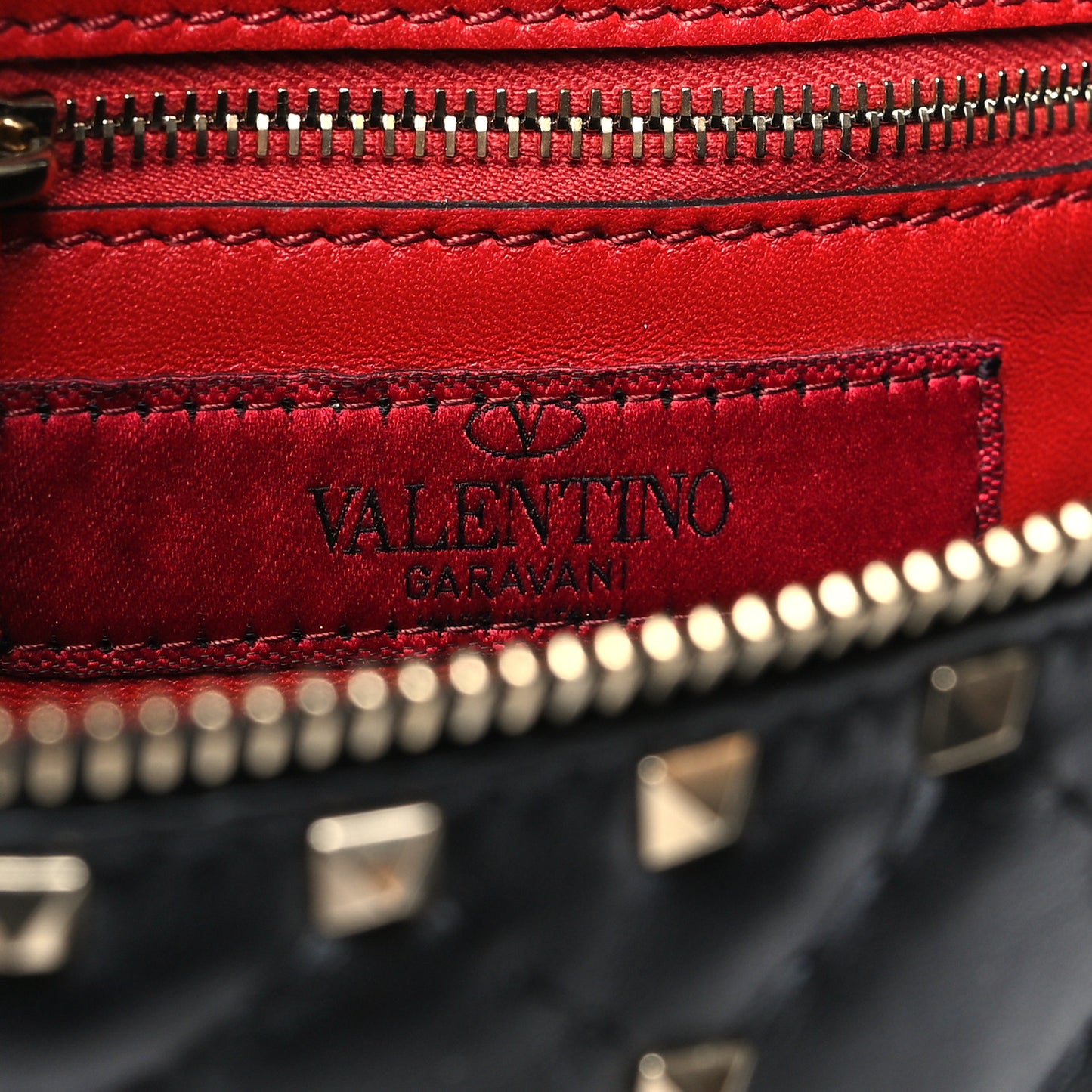 Lambskin Rockstud Spike Belt Bag 85 Black