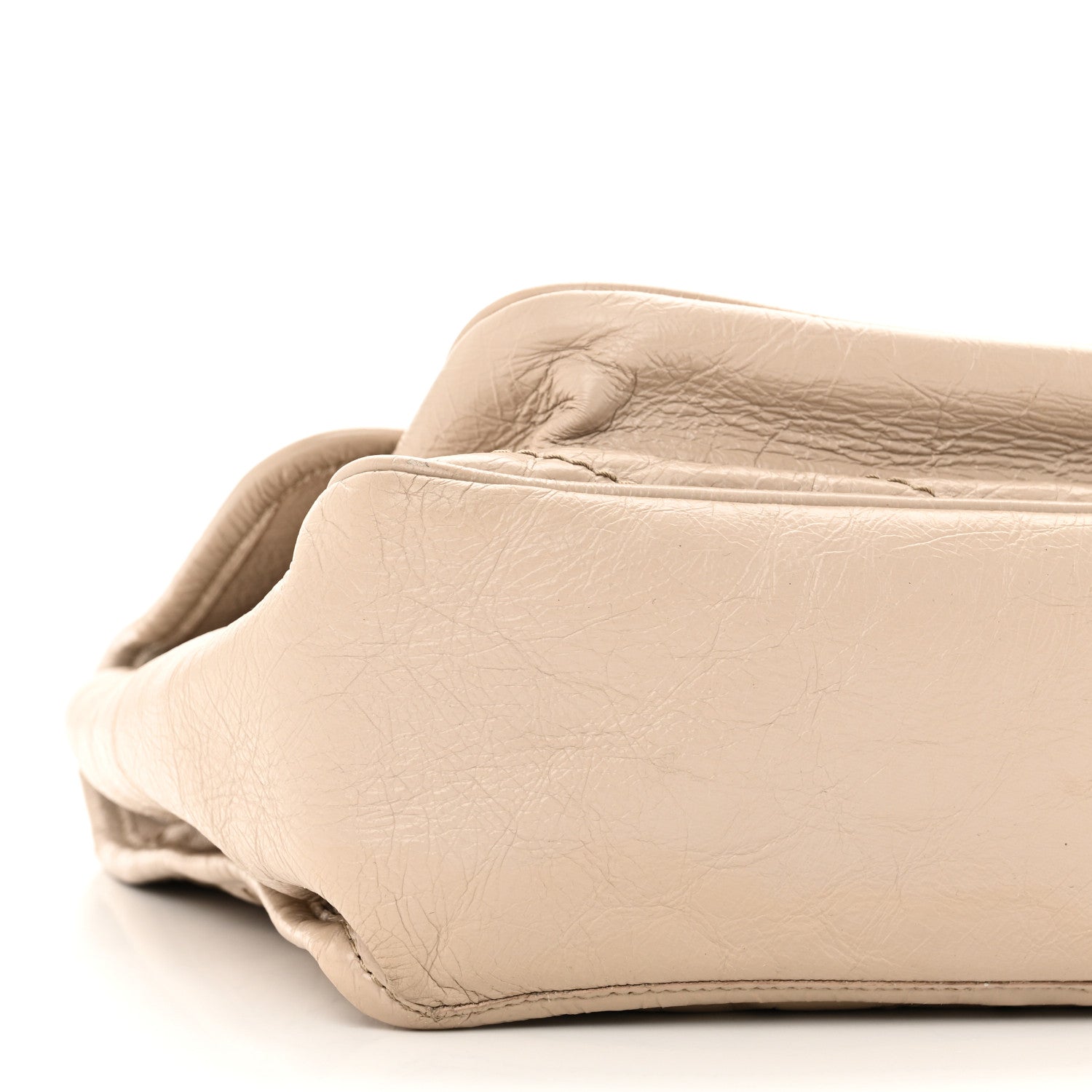 Saint Laurent Crinkled Calfskin Matelasse Monogram Medium Niki Chain Satchel Gold Sand 8 of 9