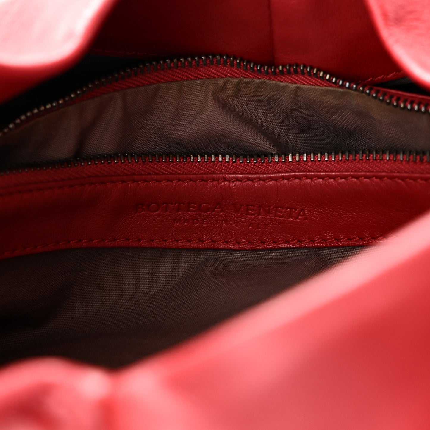 Nappa Intrecciato Aquilone Fortune Cookie Hobo Red