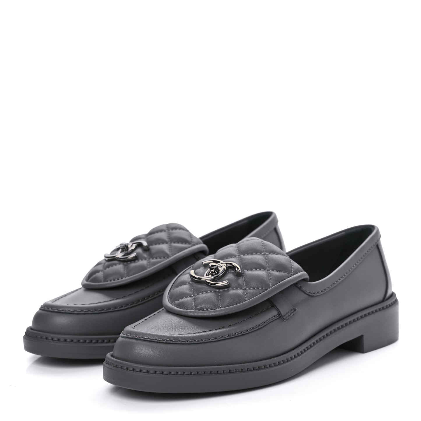 Lambskin Quilted CC Turnlock Moccasins 38.5 Grey