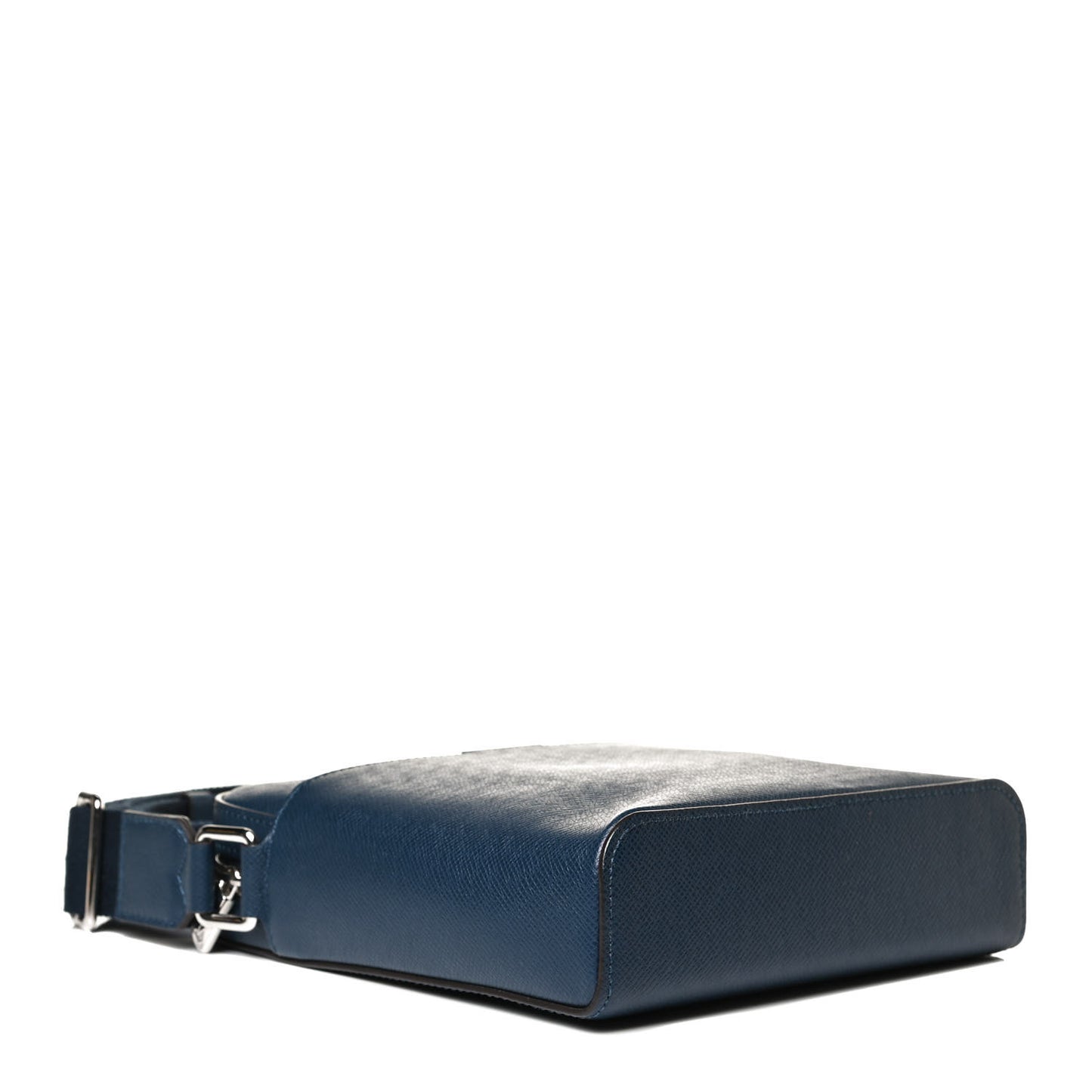 Taiga Anton Pochette Ocean