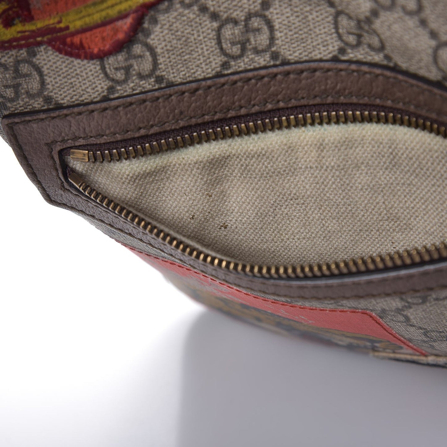 Soft GG Supreme Monogram Courrier Web Medium Flat Messenger Bag Beige New Acero Multicolor