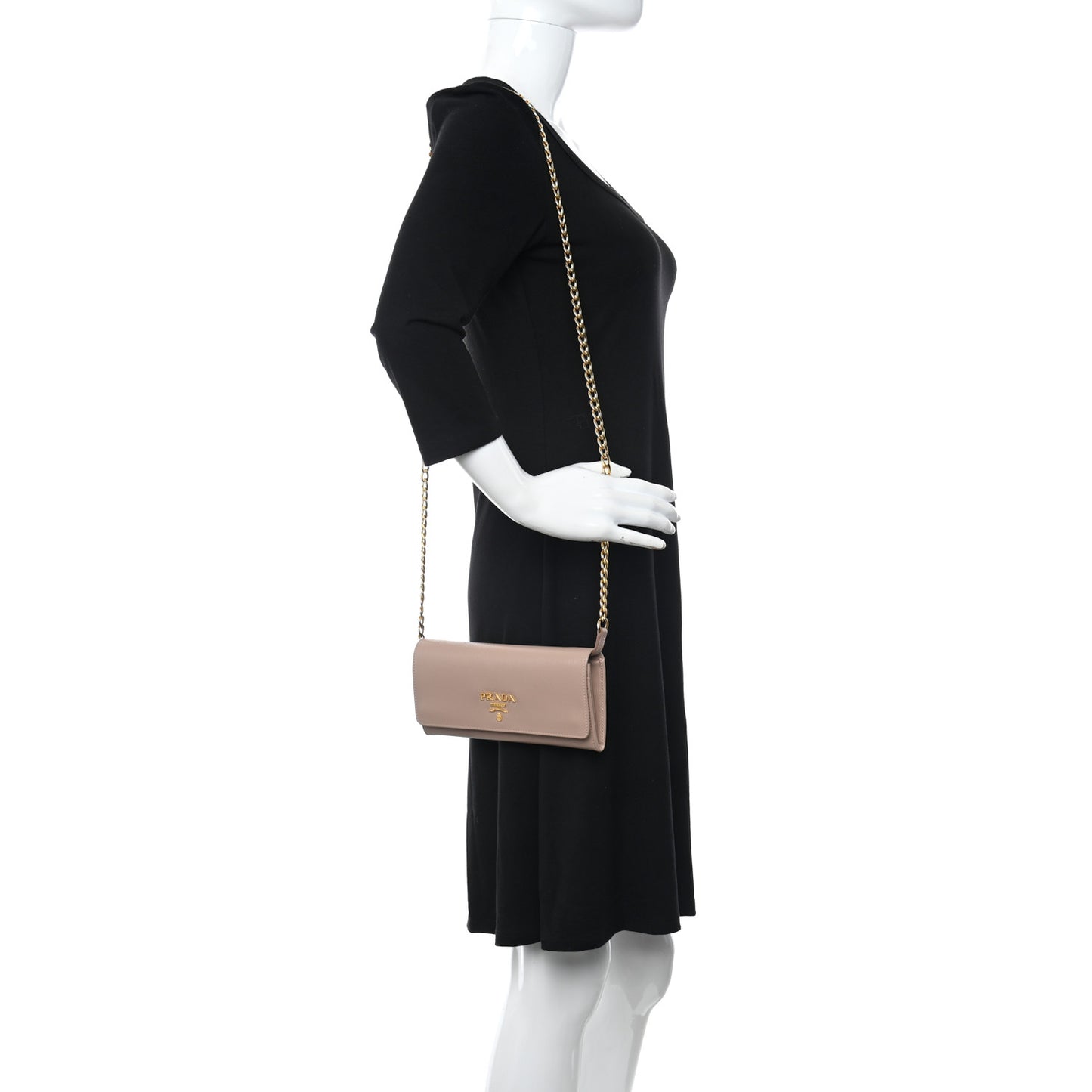Vitello Move Metal Oro Chain Wallet Cipria