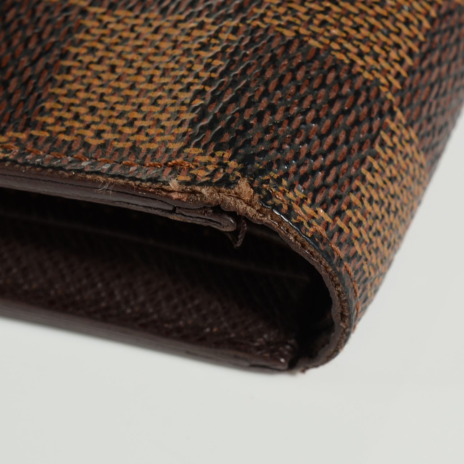 Louis Vuitton Damier Ebene Alexandra Wallet 8 of 8