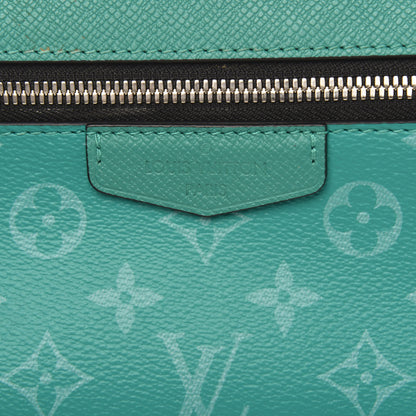 Louis Vuitton Taiga Monogram Outdoor Messenger Vert 7 of 9