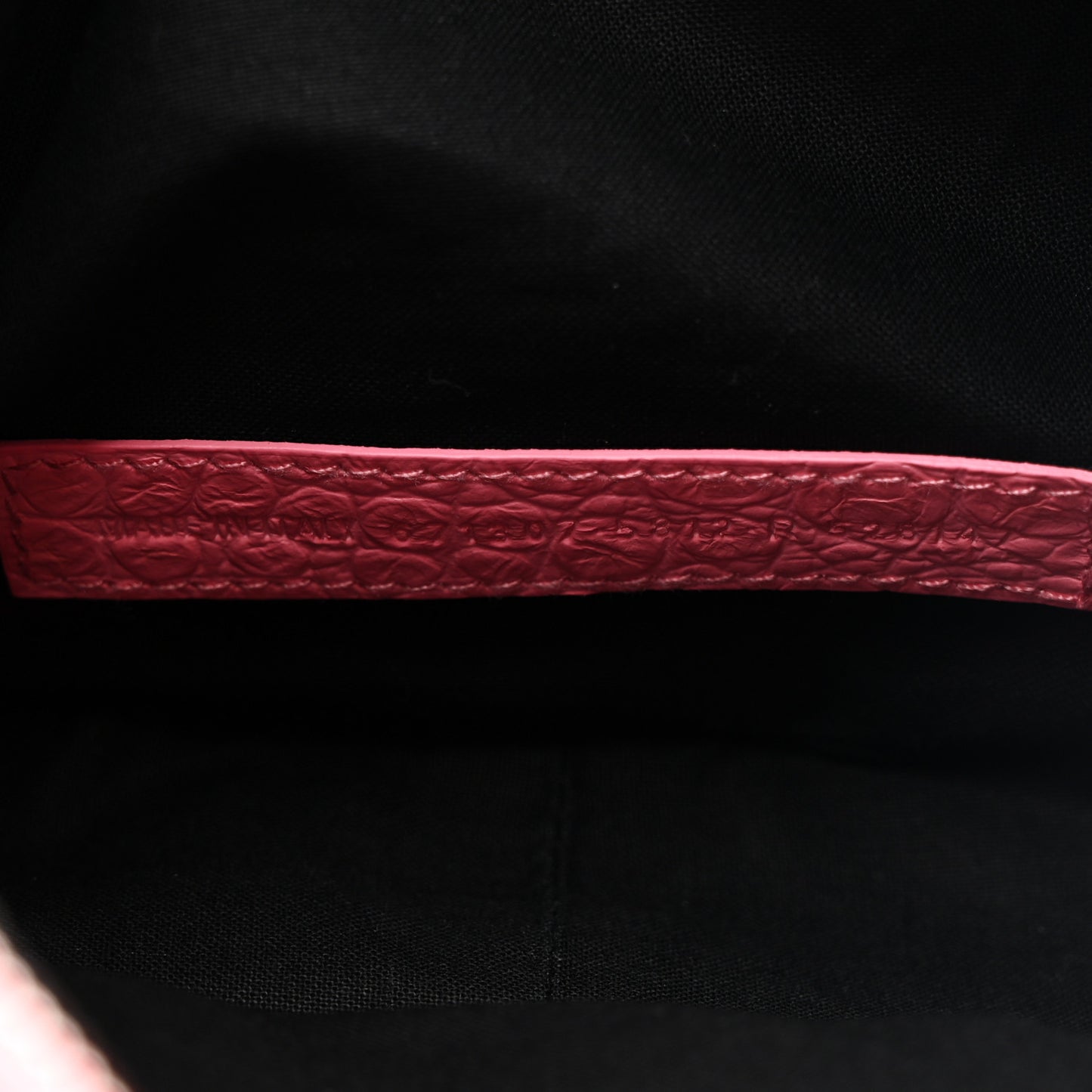 Extra Supple Calfskin Crocodile Embossed Small Le Cagole Shoulder Bag Sweet Pink