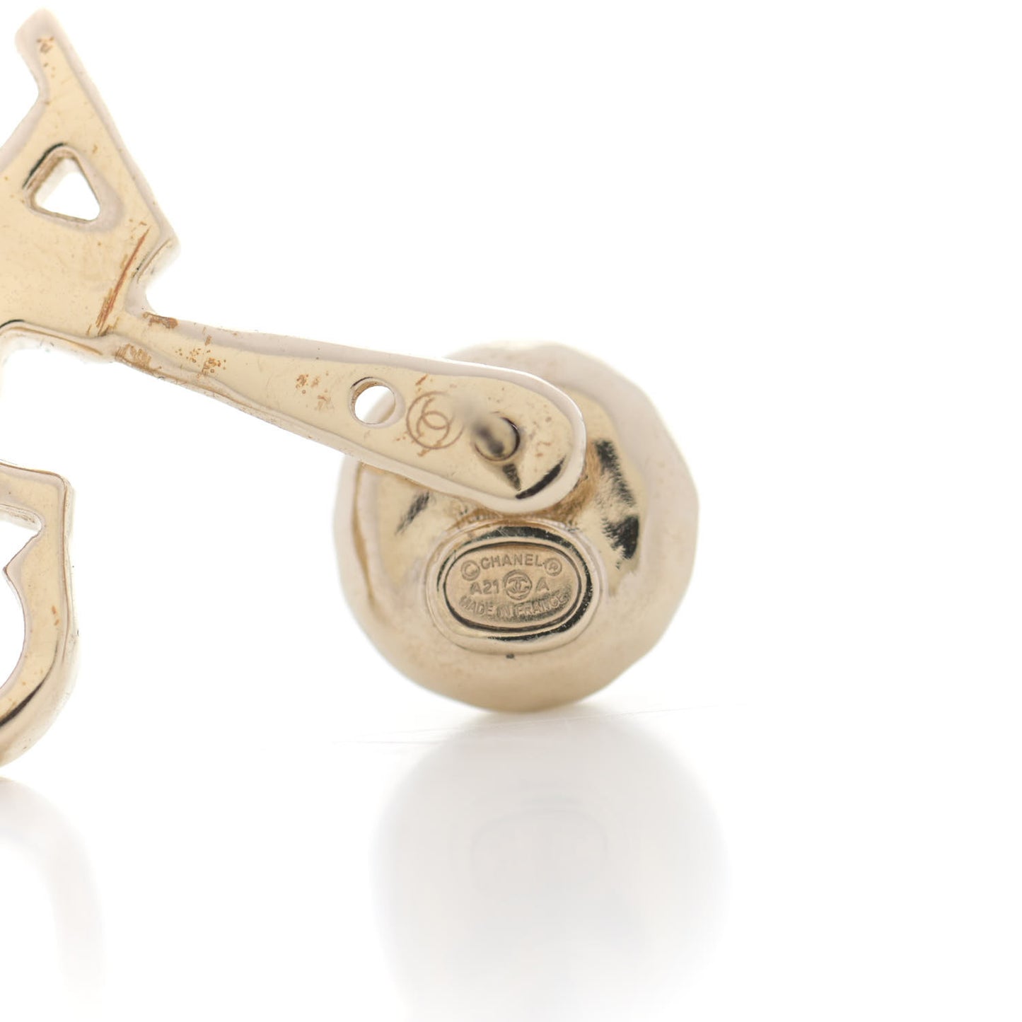 Pearl Crystal Logo Earrings Gold Pearly White