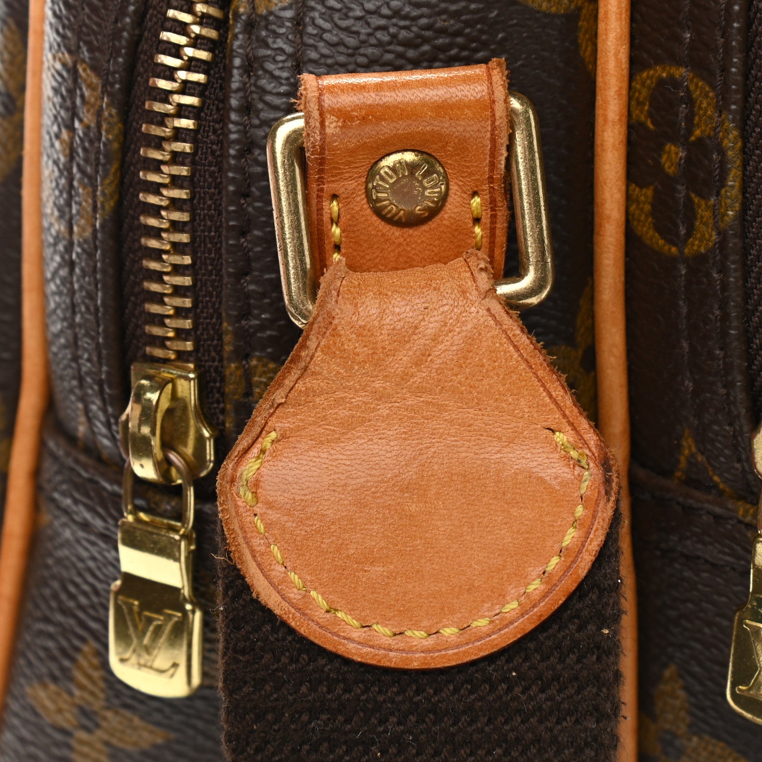 Louis Vuitton Monogram Reporter PM 10 of 13