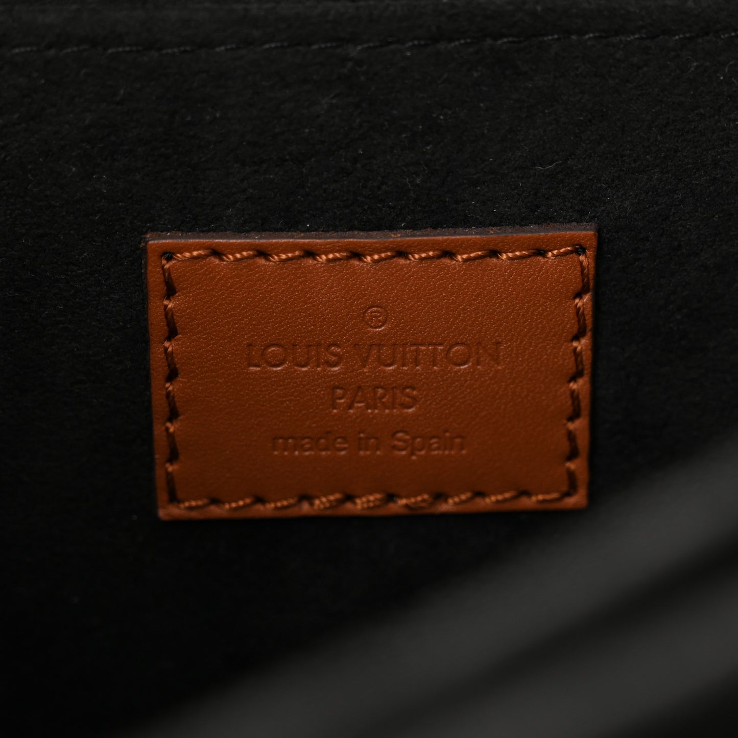 Reverse Monogram Dauphine MM