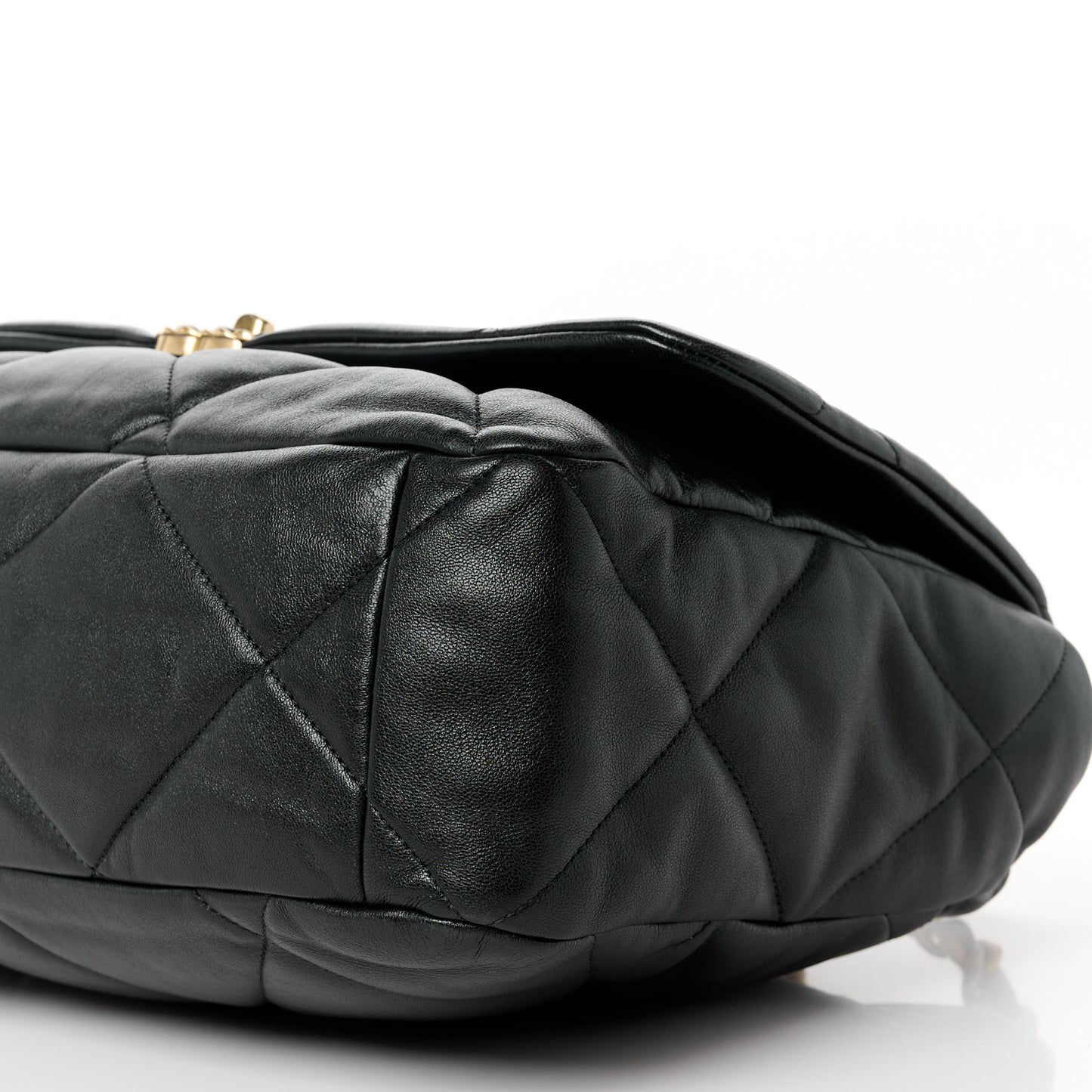 Goatskin Quilted Maxi Chanel 19 Flap Black