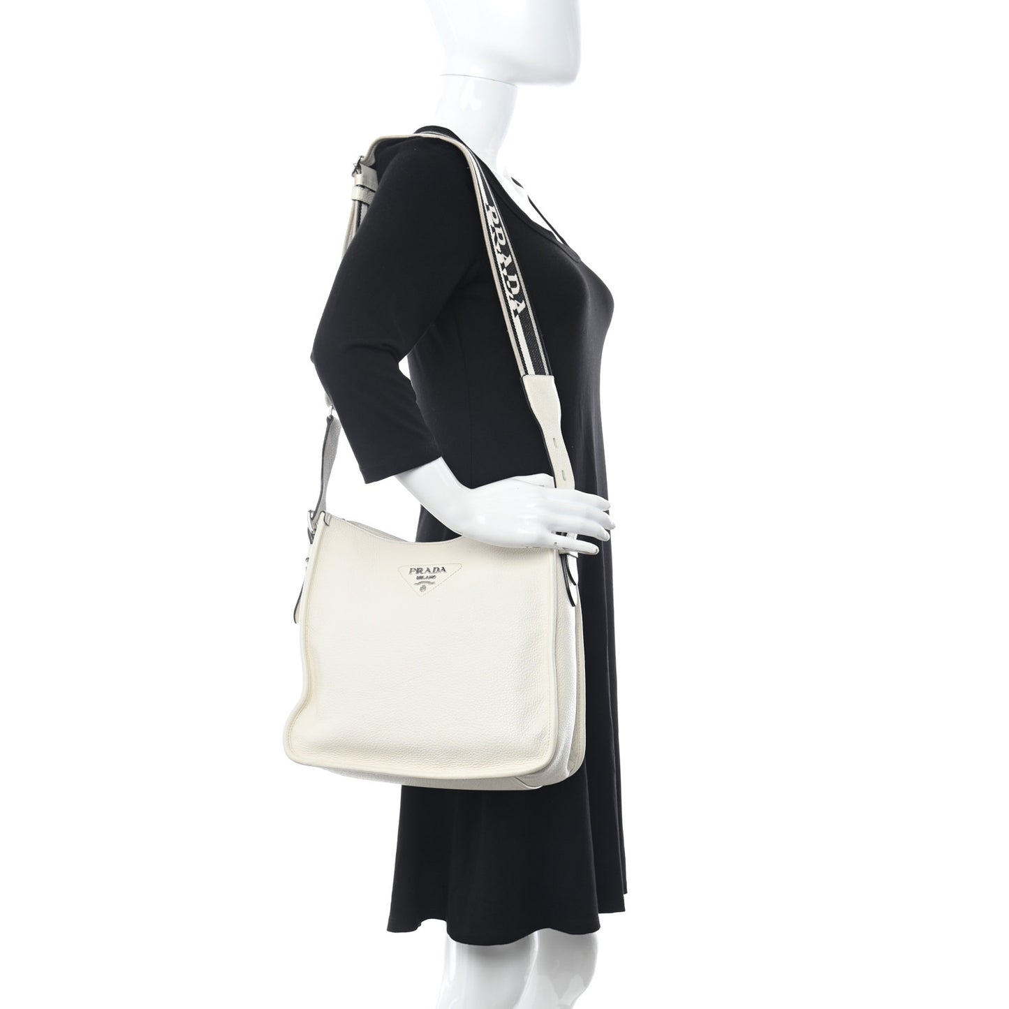 Vitello Daino Soft Hobo Messenger Bag White