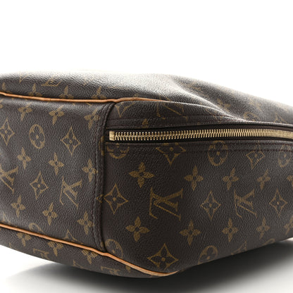 Louis Vuitton Monogram Excursion Shoe Bag 10 of 15