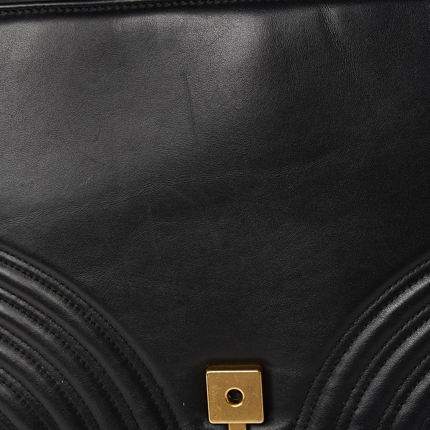 Calfskin Matelasse Large GG Marmont Shoulder Bag Black