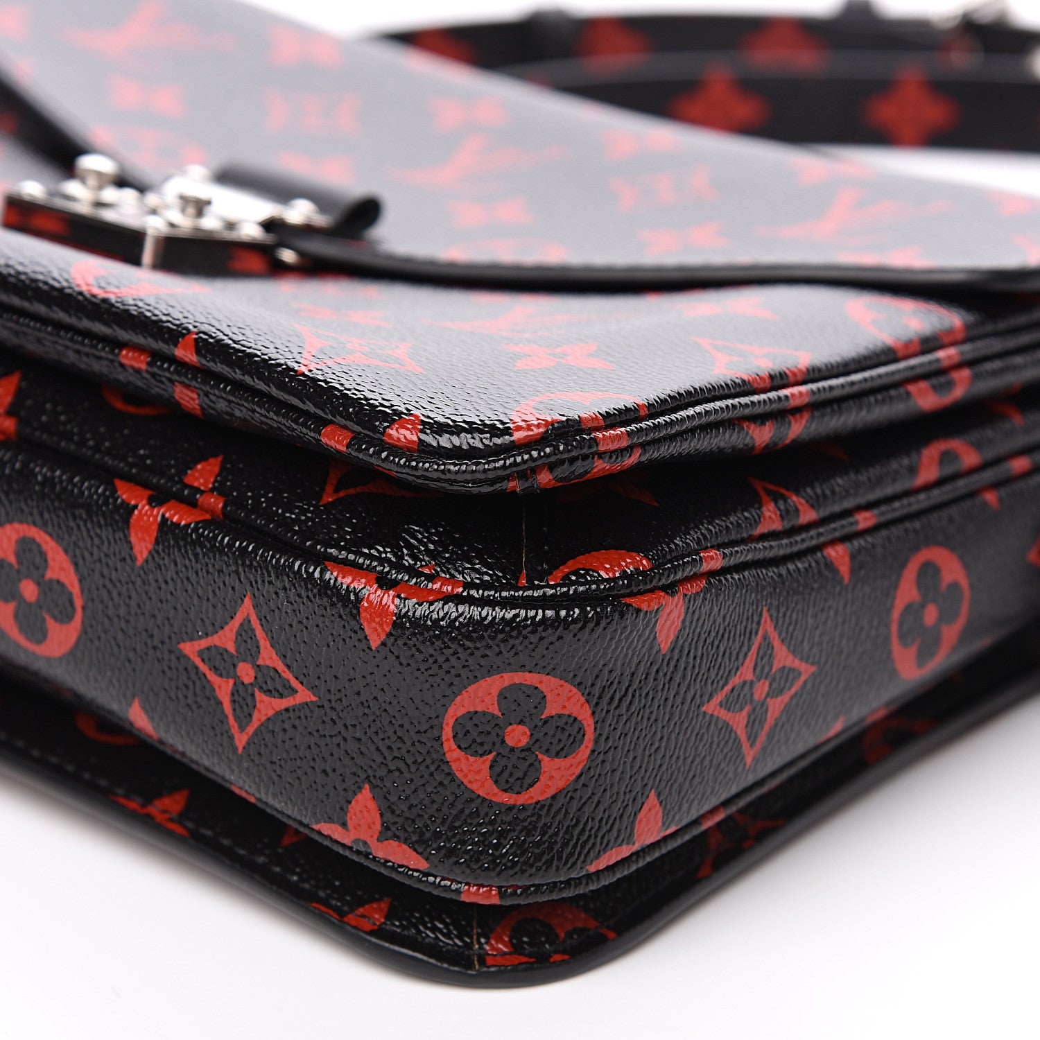 Louis Vuitton Monogram Infrarouge Pochette Metis 8 of 8