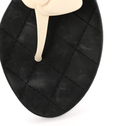 Chanel Jelly Quilted Camellia Thong Sandals 38 White Black 11 of 13