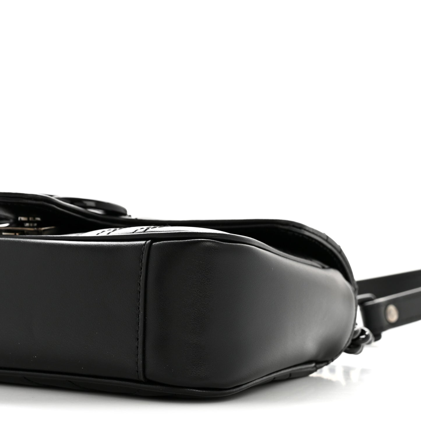 Calfskin Matelasse Monochrome Mini GG Marmont Shoulder Bag Black