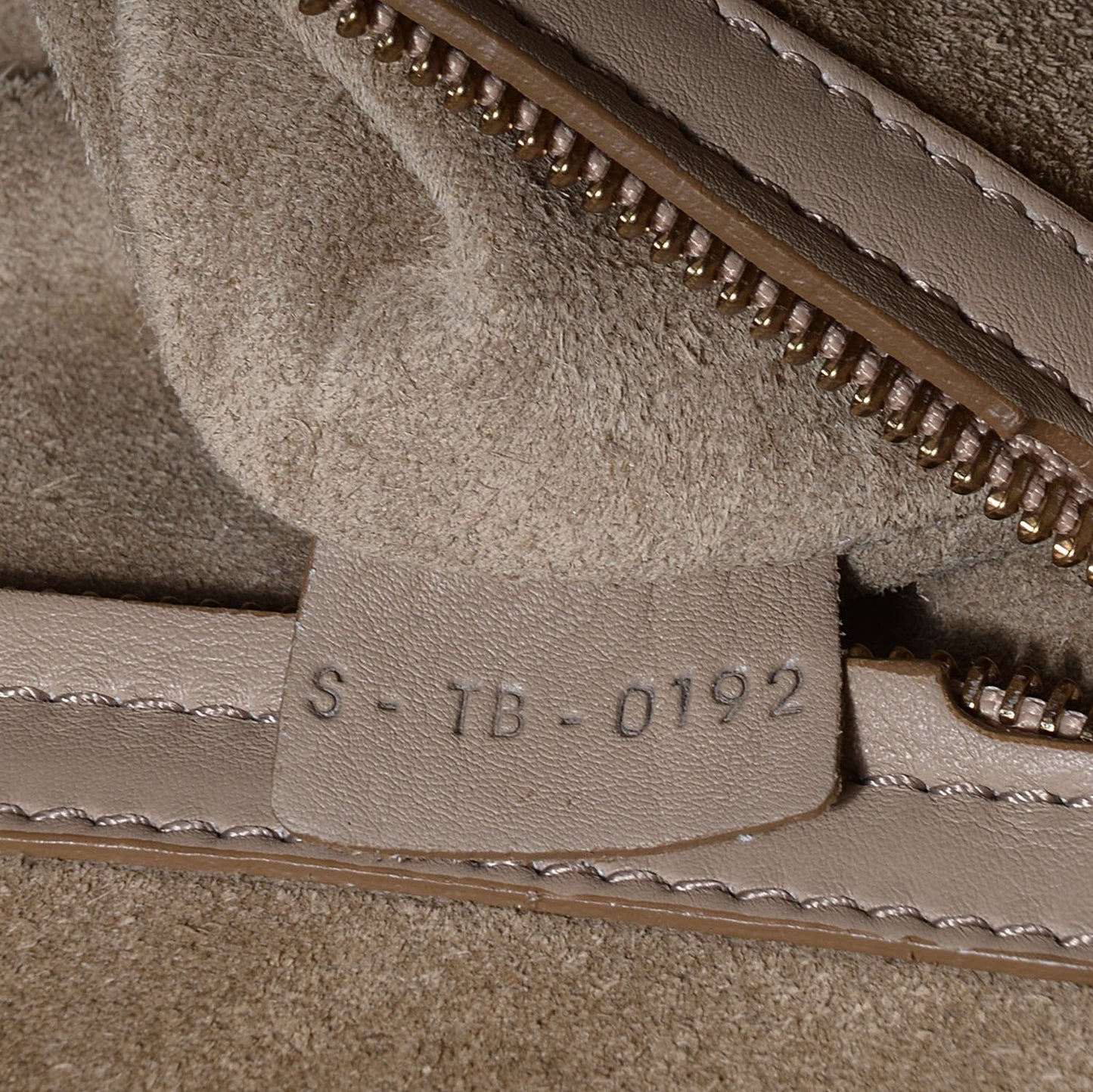 Supple Calfskin Medium Phantom Luggage Beige