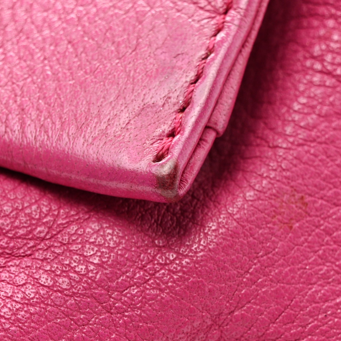 Vitello Flamingo Fendista Pouchette Crossbody Lampone