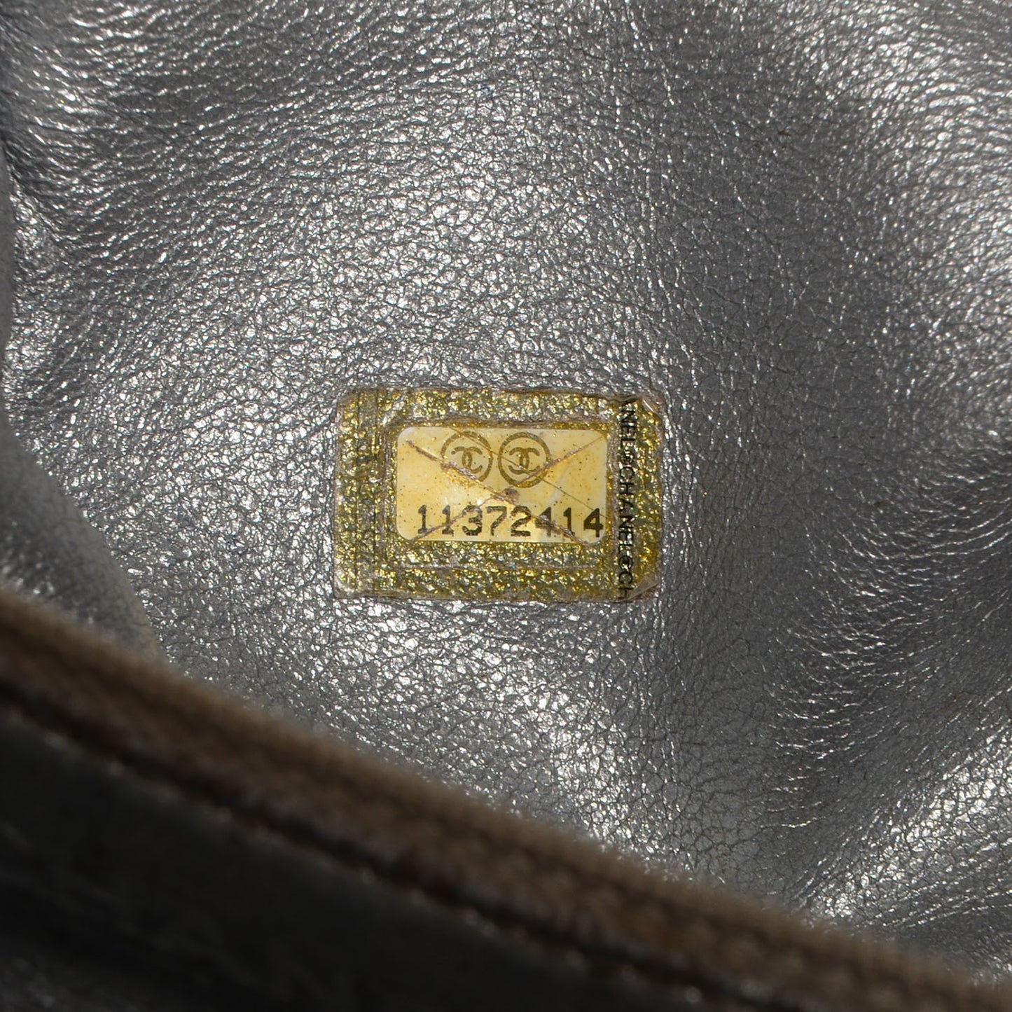 Patent Calfskin Large Luxe Ligne Tote Black