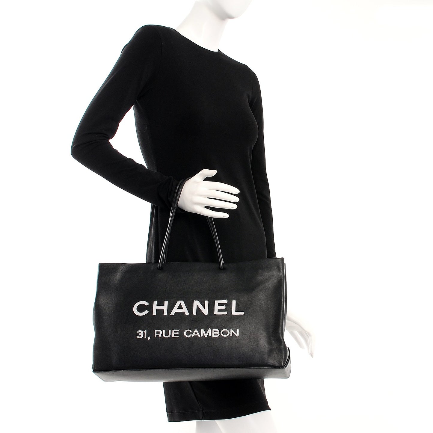 Calfskin Large Essential 31 Rue Cambon Tote Black