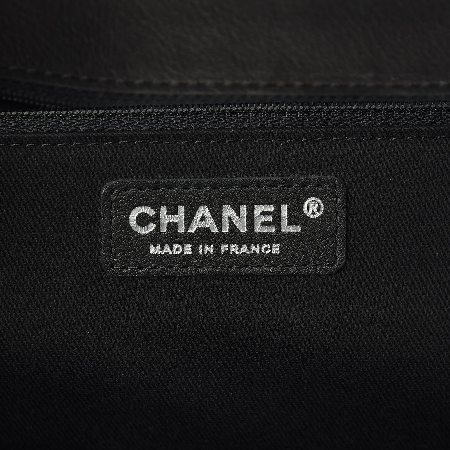 Calfskin Quilted Dallas Saddle Bag Black