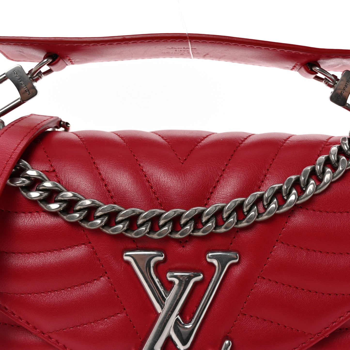 Calfskin New Wave Chain MM Ecarlate