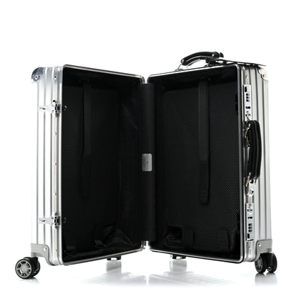 Rimowa Aluminum Classic Flight Cabin Silver 4 of 15