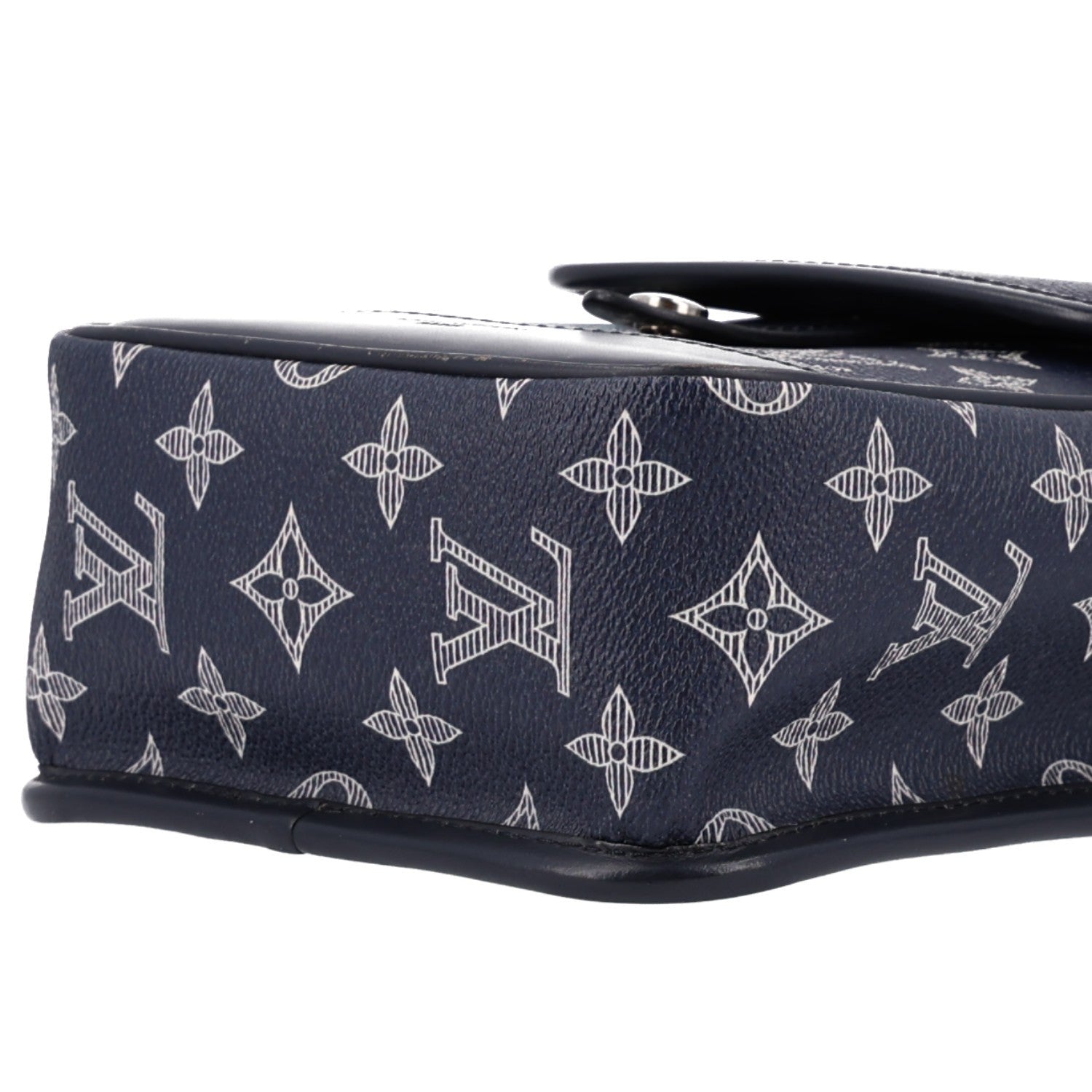 Louis Vuitton Savane Monogram Elephant Chapman Messenger BB Encre 9 of 9