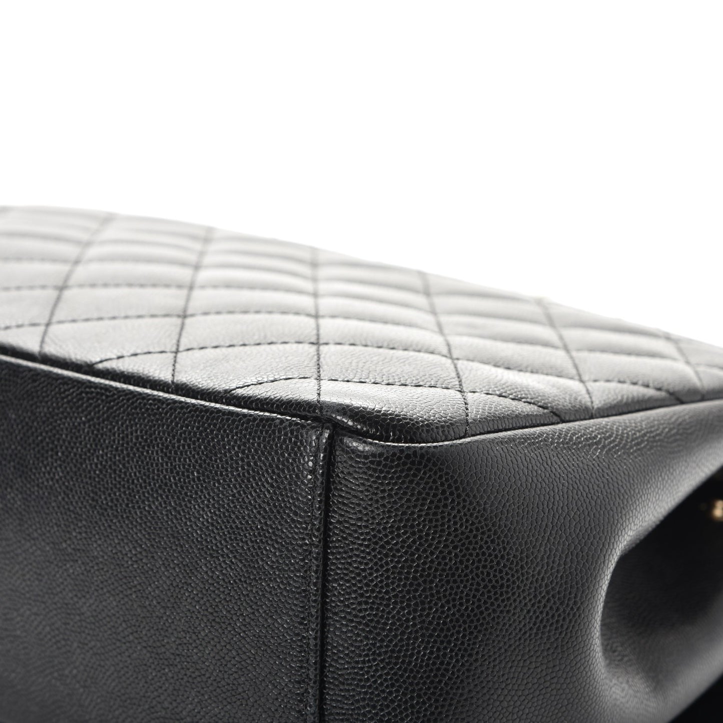 Caviar Quilted Large Business Affinity Flap Black