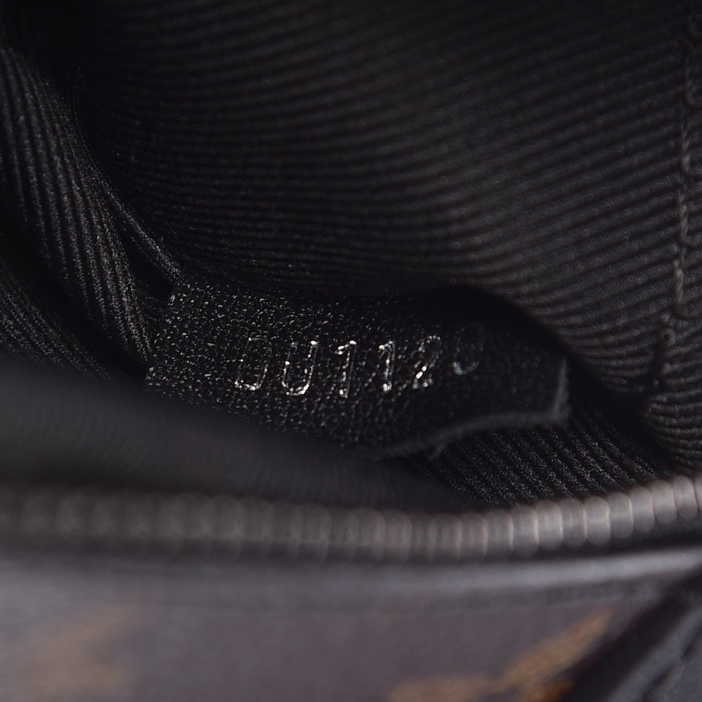 Monogram Solar Ray Soft Trunk
