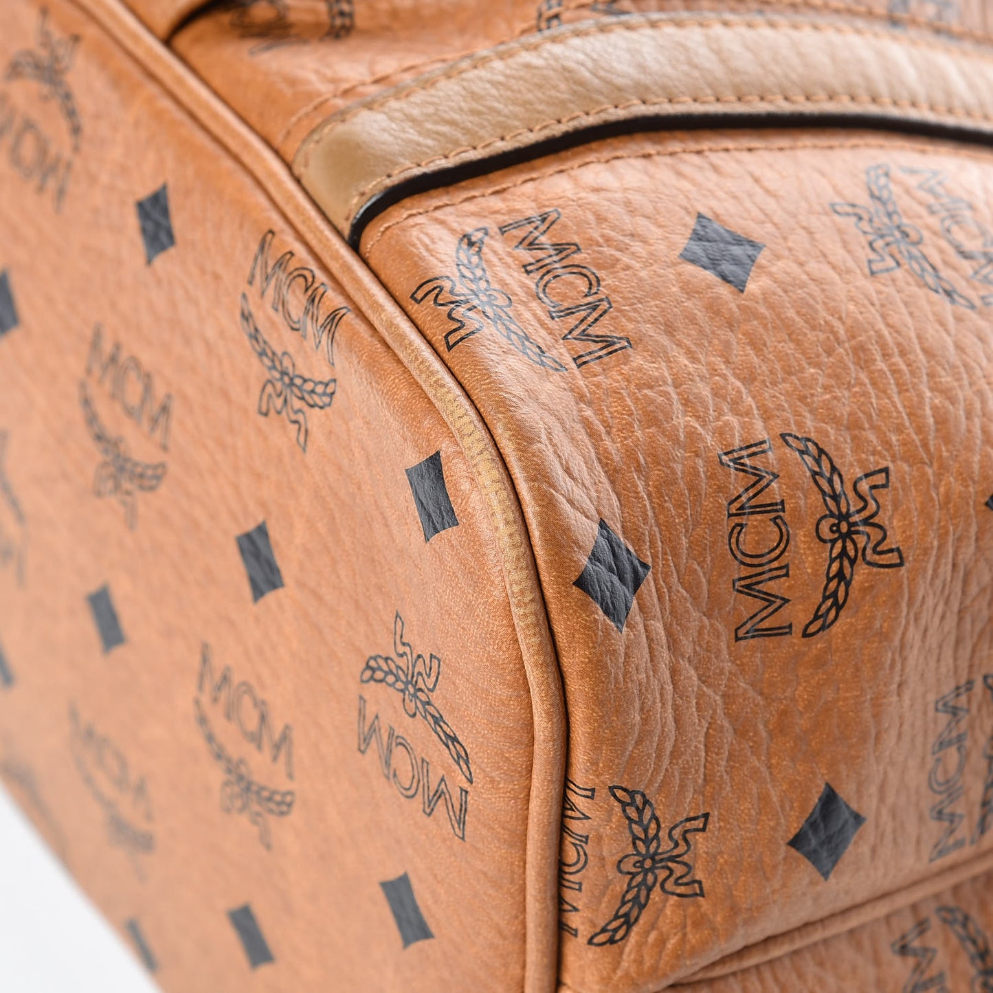 Visetos Medium Essentials Shopper Tote Cognac