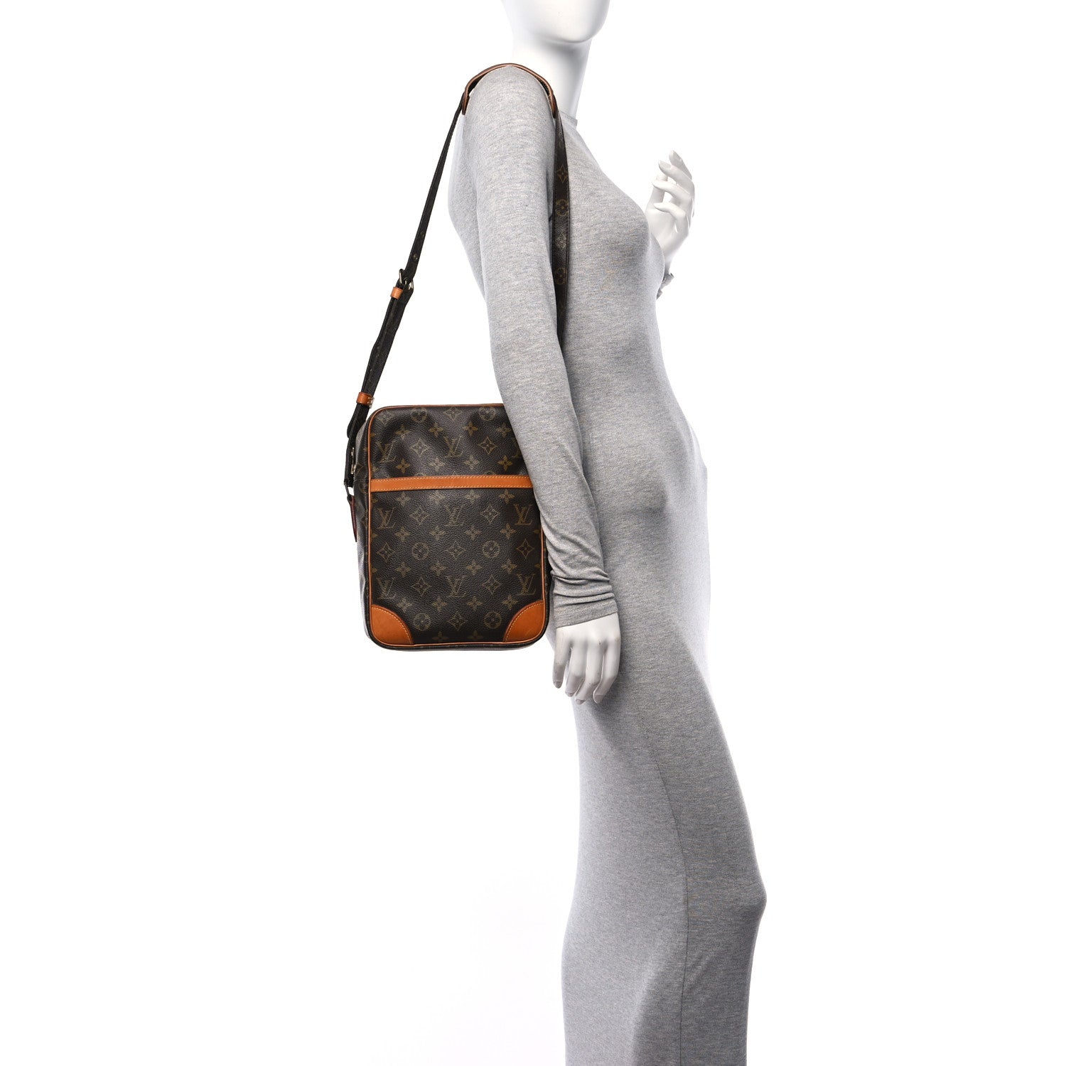 Louis Vuitton Monogram Danube 28 2 of 12