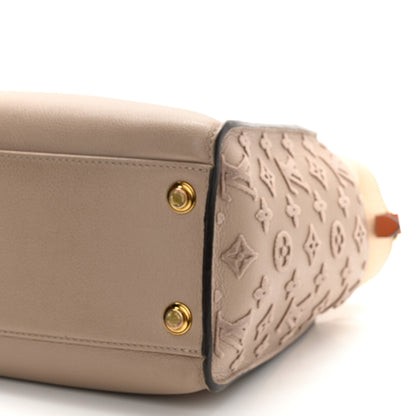 Louis Vuitton Calfskin Monogram Tufting On My Side Galet 9 of 12