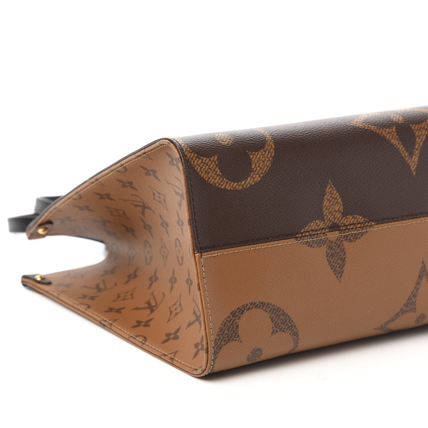 Louis Vuitton Reverse Monogram Giant Onthego MM 6 of 10