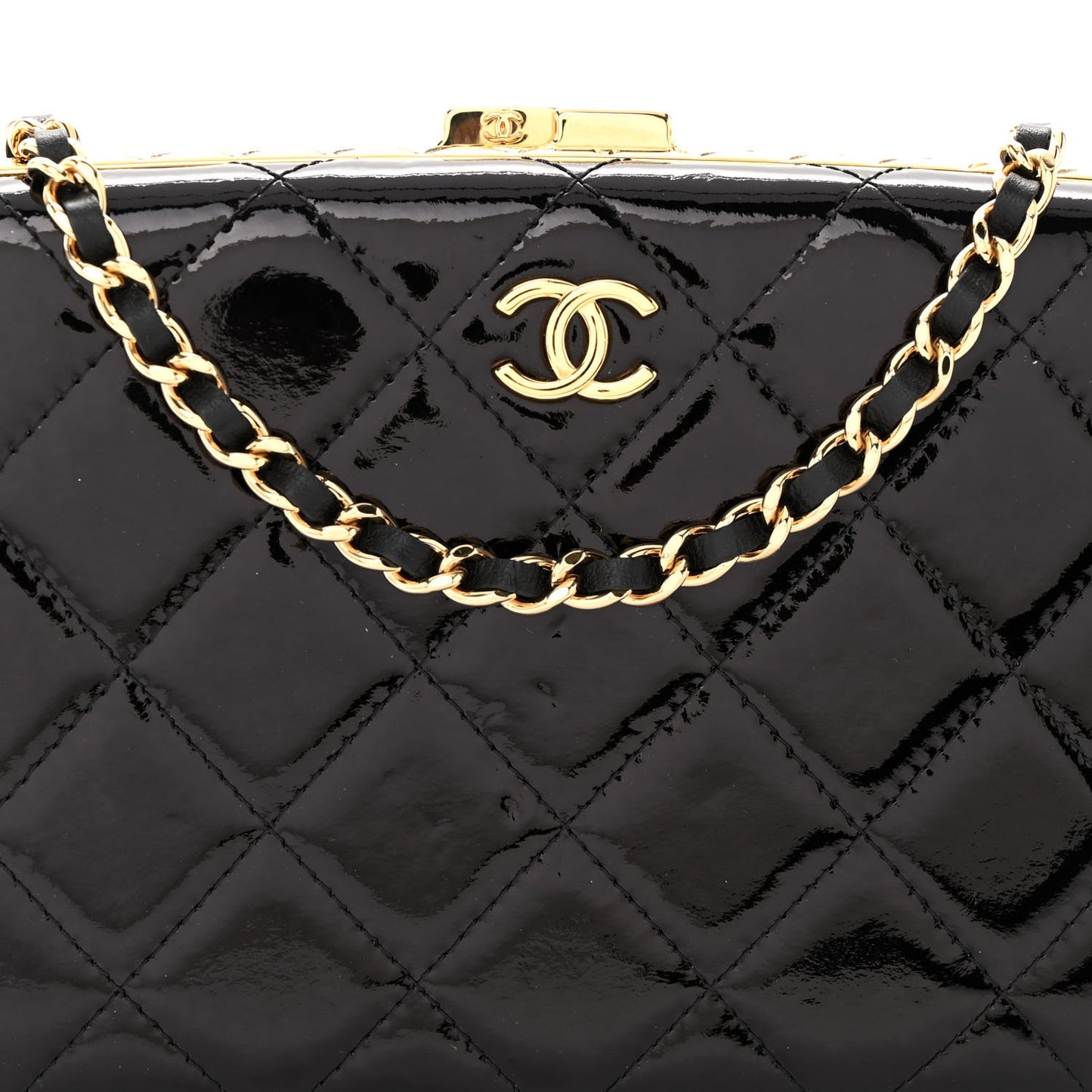 Glazed Goatskin Quilted Box With Chain Black