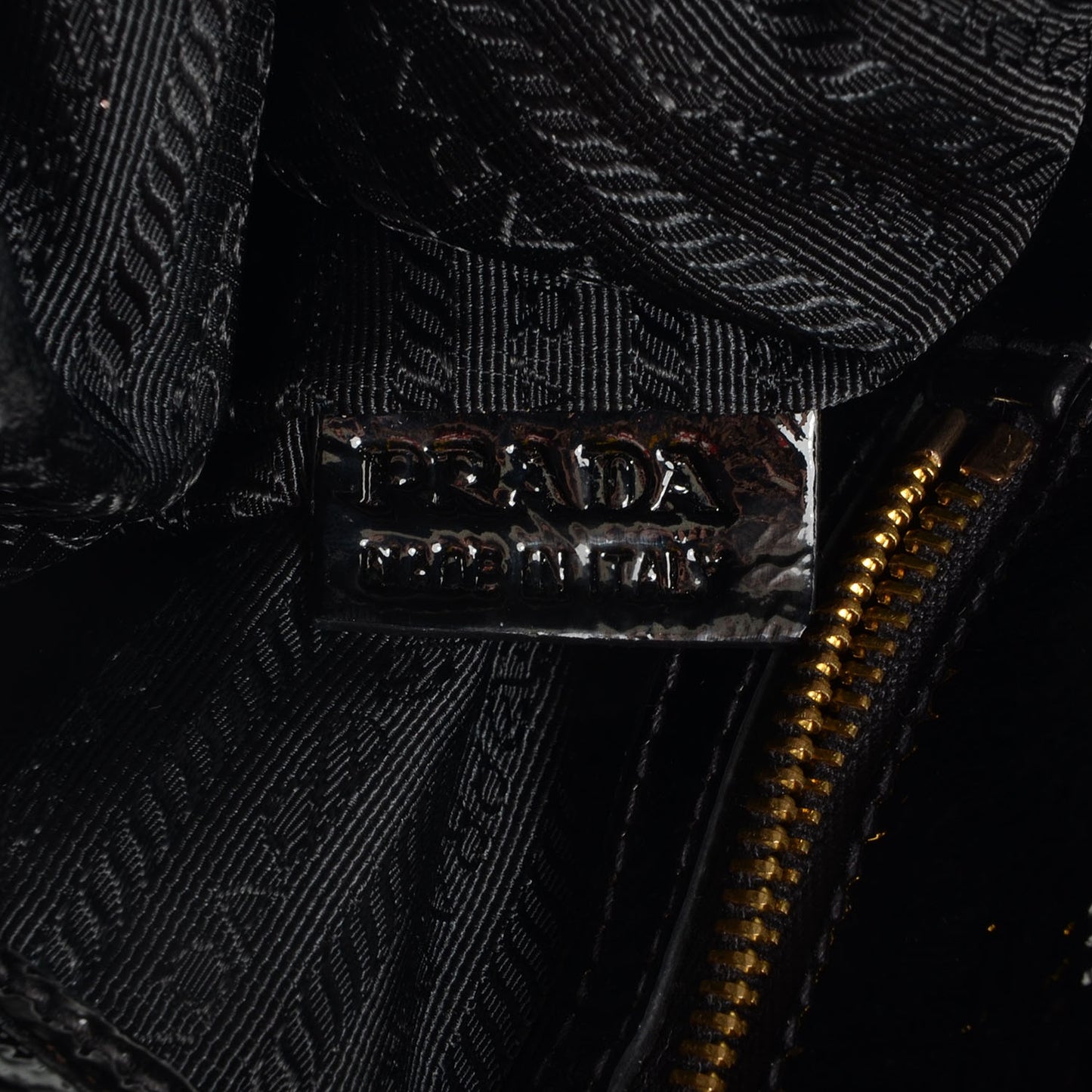 Tessuto Chain Shoulder Bag Black