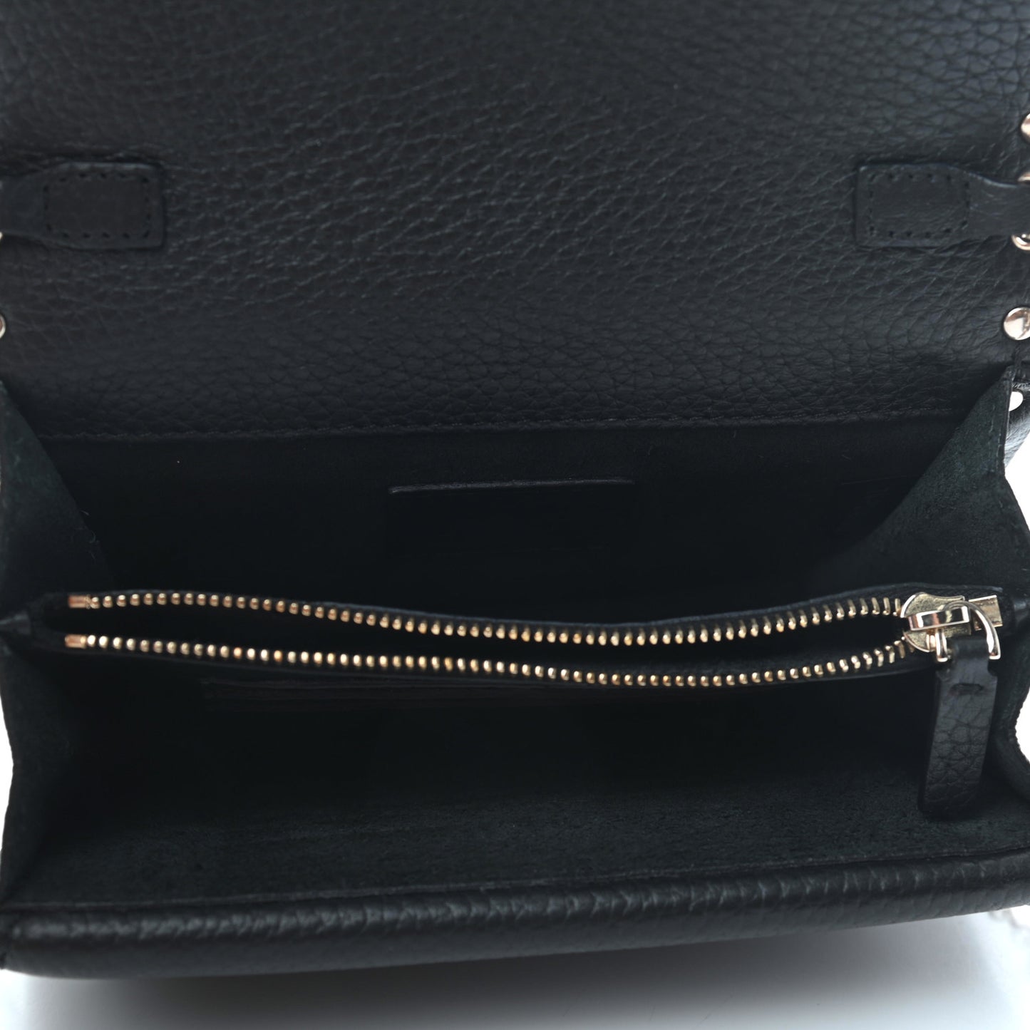 Pebbled Calfskin Rockstud Wallet on Chain Black