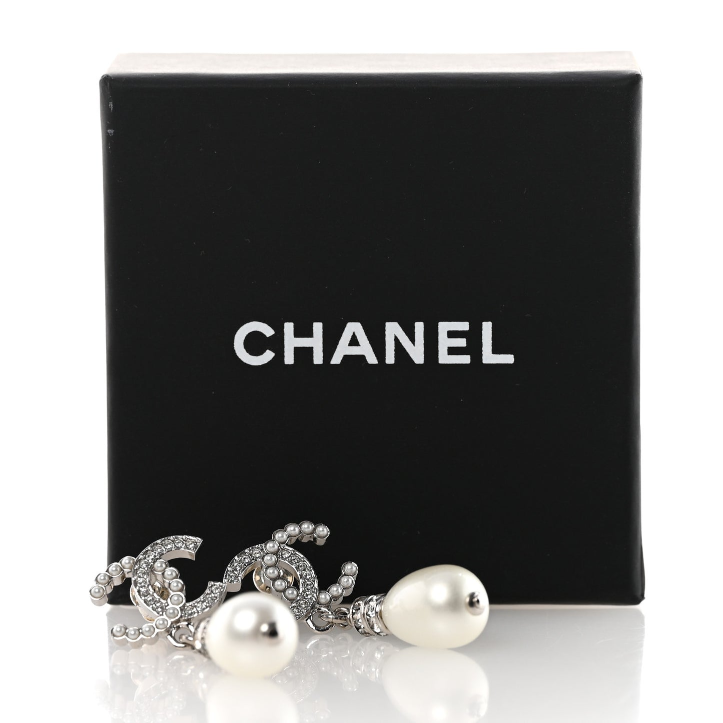 Crystal Pearl CC Drop Earrings Silver Pearly White