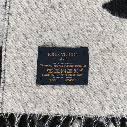 Louis Vuitton Cashmere Mink Monogram Reykjavik Scarf 4 of 4