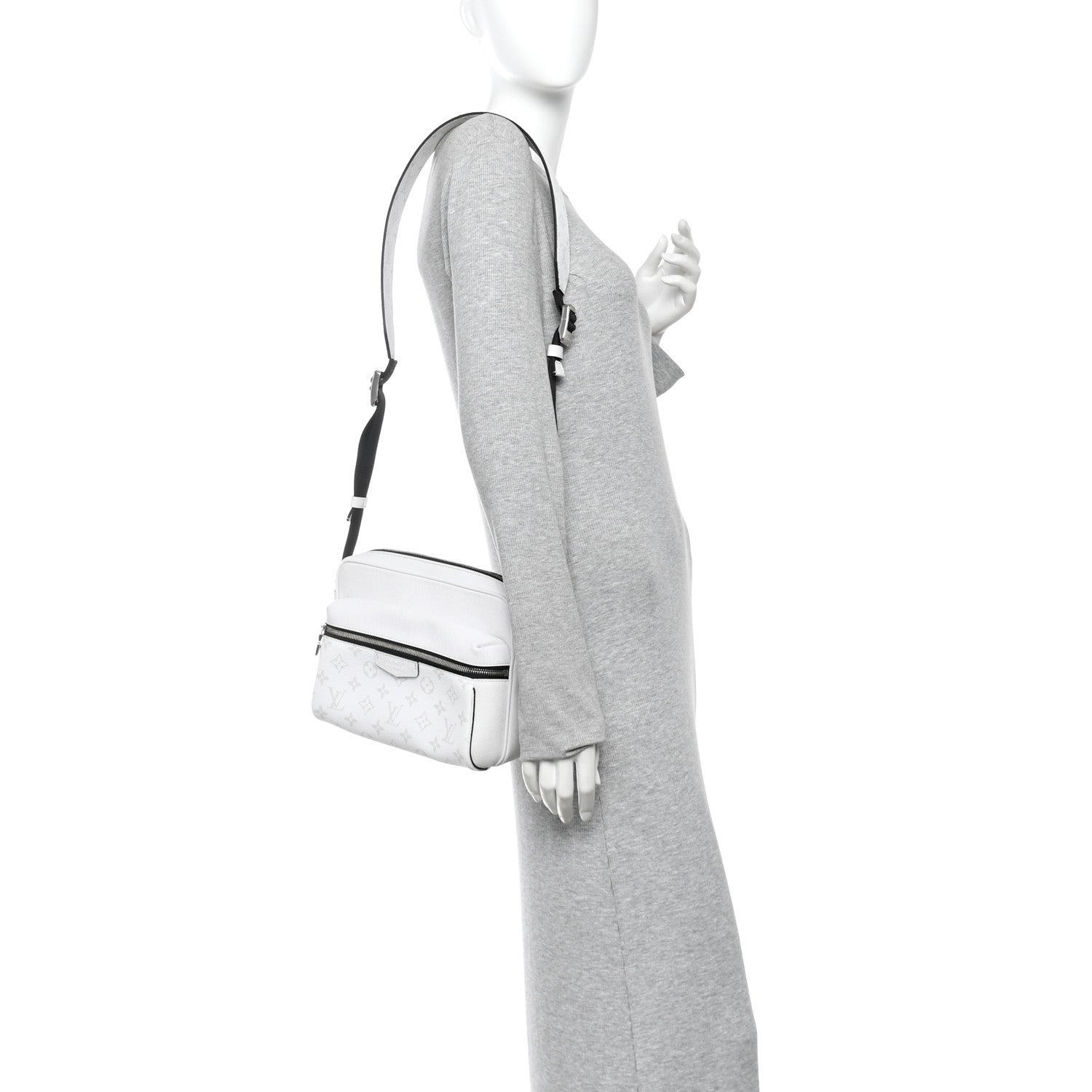 Louis Vuitton Taigarama Outdoor Messenger Optic White 2 of 9